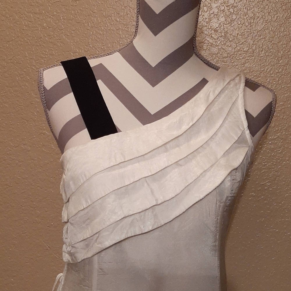 Ya asymmetric dress - Picture 3 of 6